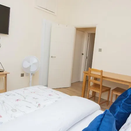 Evergreen Apartments- Flat 1, Лондон Экстерьер фото