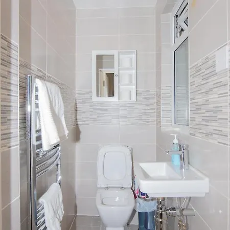 Evergreen Apartments- Flat 1, Лондон Экстерьер фото