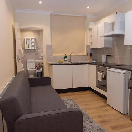 Evergreen Apartments- Flat 1, Лондон Экстерьер фото