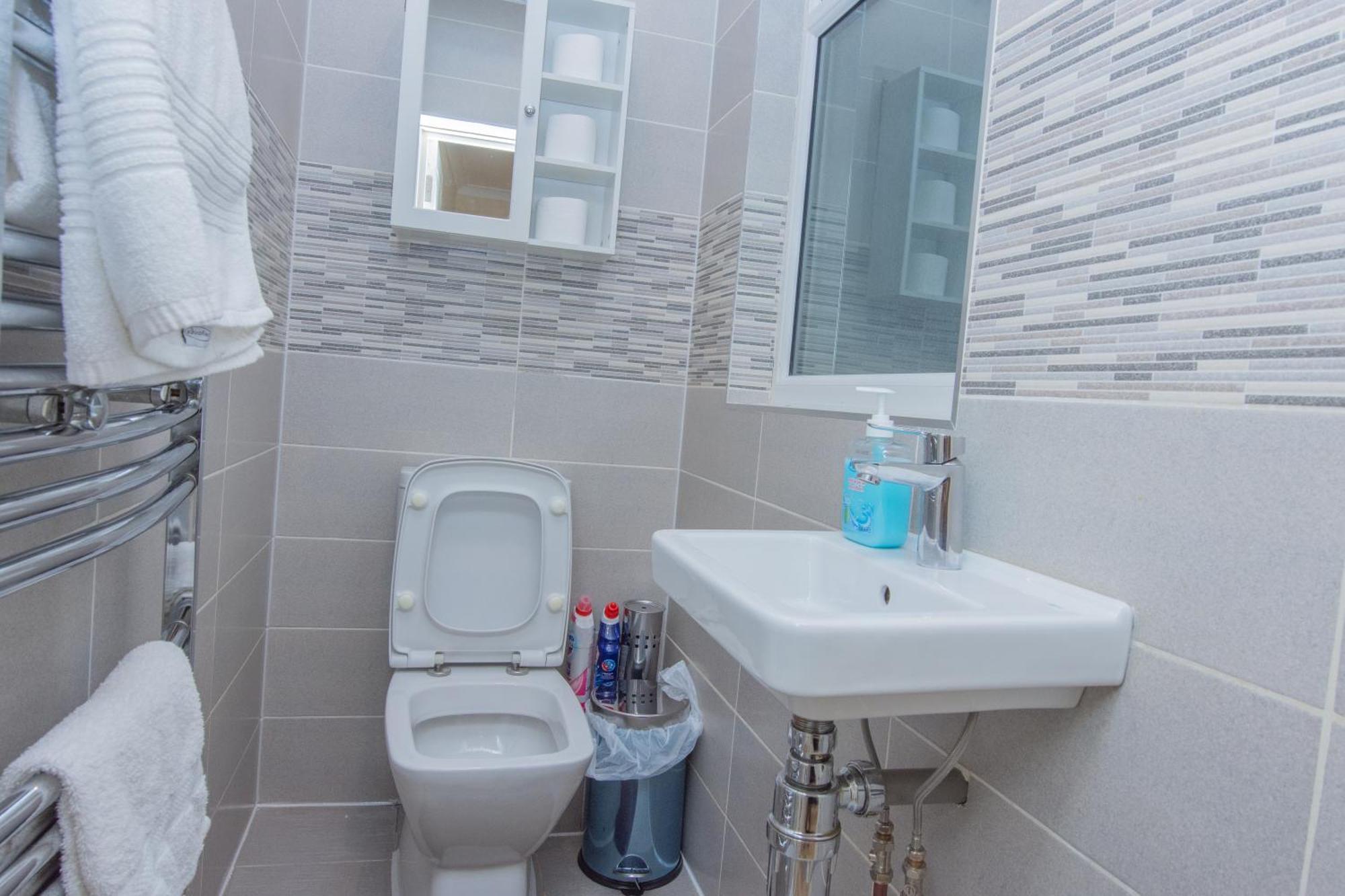 Evergreen Apartments- Flat 1, * Лондон