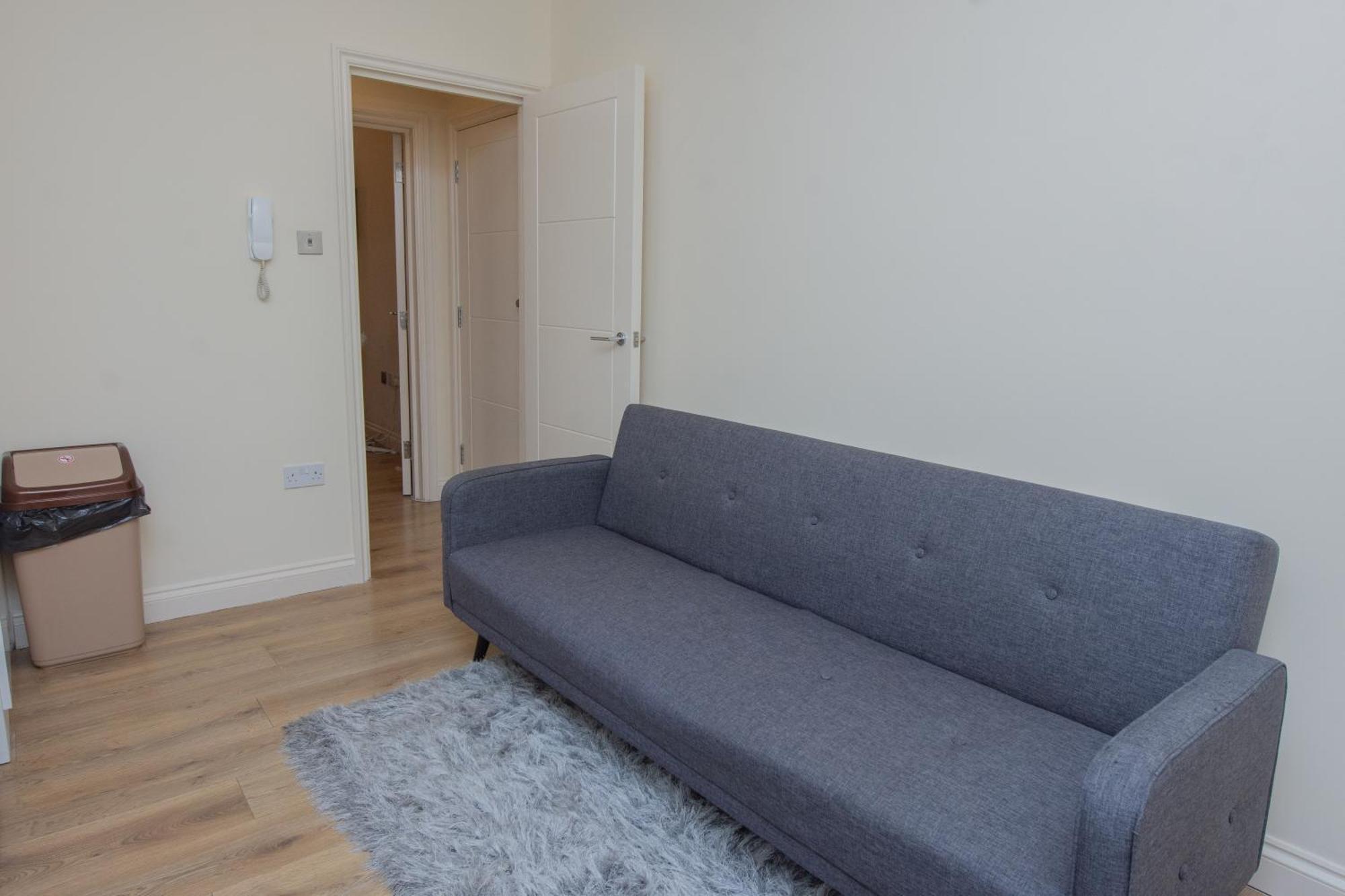 Evergreen Apartments- Flat 1, Апартаменты *
